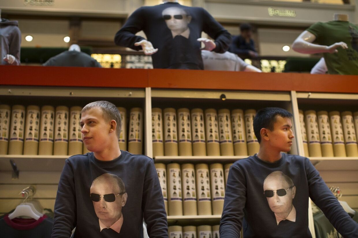 Продажа футболок с портртом Владимира Путина