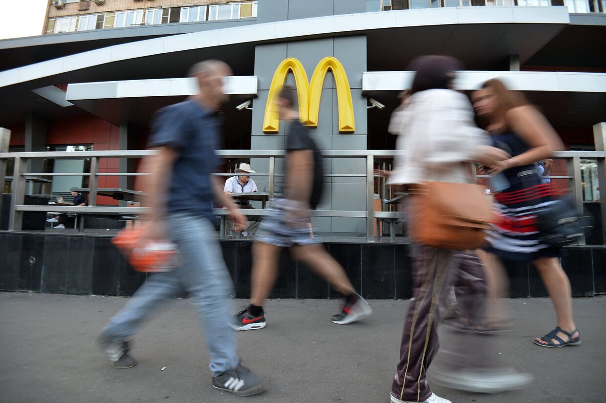 Роспотребнадзор временно закрыл четыре ресторана «Макдоналдс» в Москве