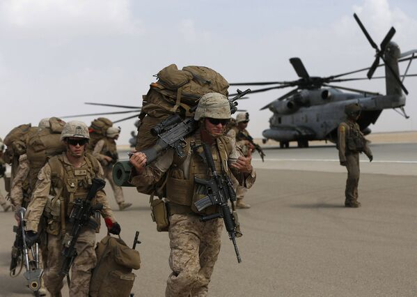 Американские солдаты покидают военную базу в провинции Гильменд