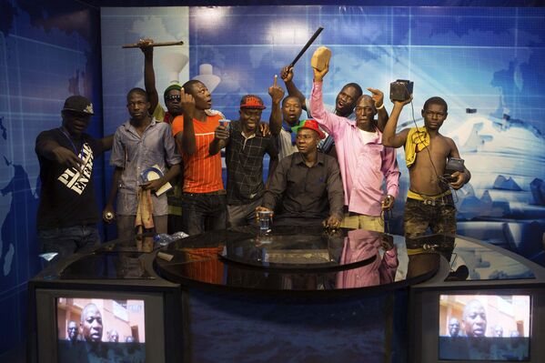 Протестующие в Уагадугу захватили государственный телеканал 