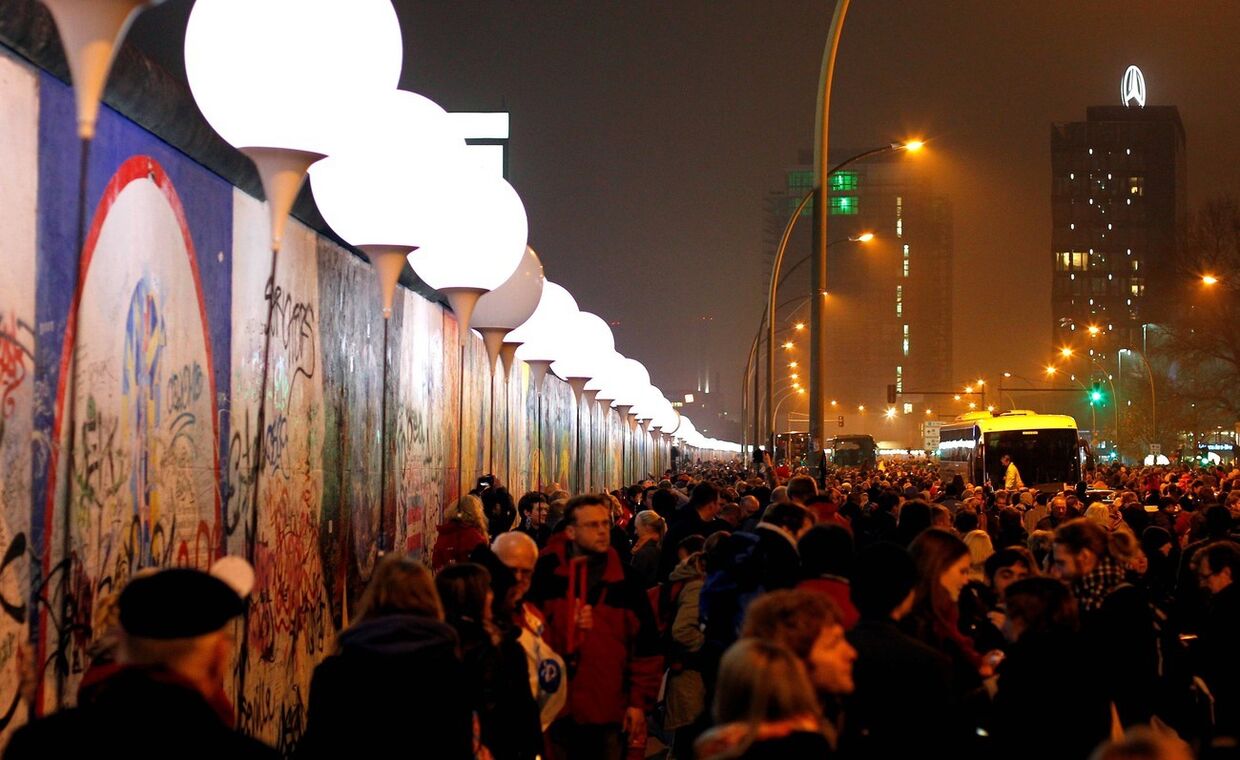 Празднование 25-летней годовщины падения Берлинской стены