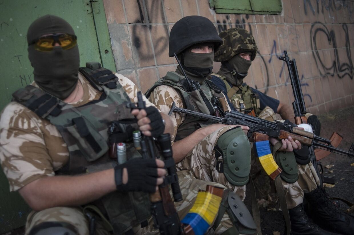 Бойцы батальона «Донбасс» в городе Марьинка Донецкой области