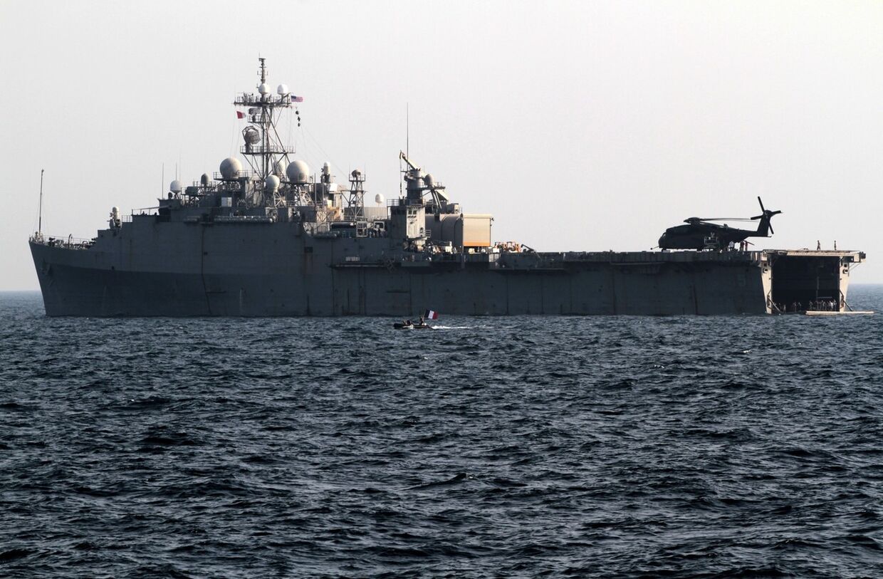Десантно-транспортный корабль USS Ponce
