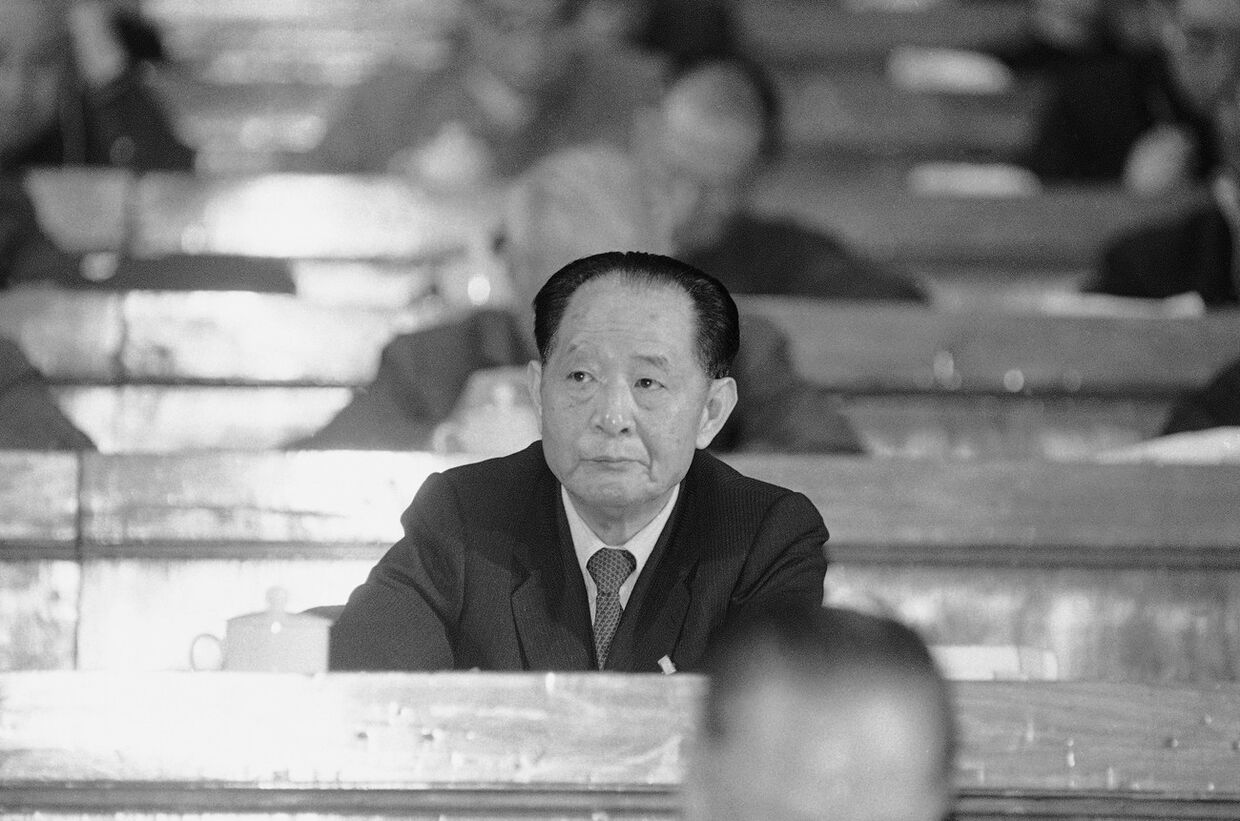 Бывший генеральный секретарь КПК Ху Яобан