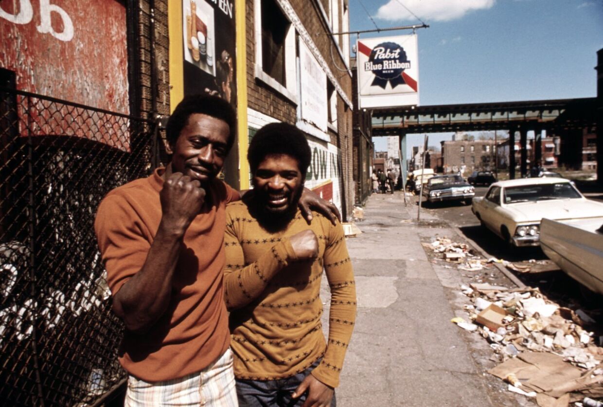 Молодые люди на юге Чикаго, около 1973 года