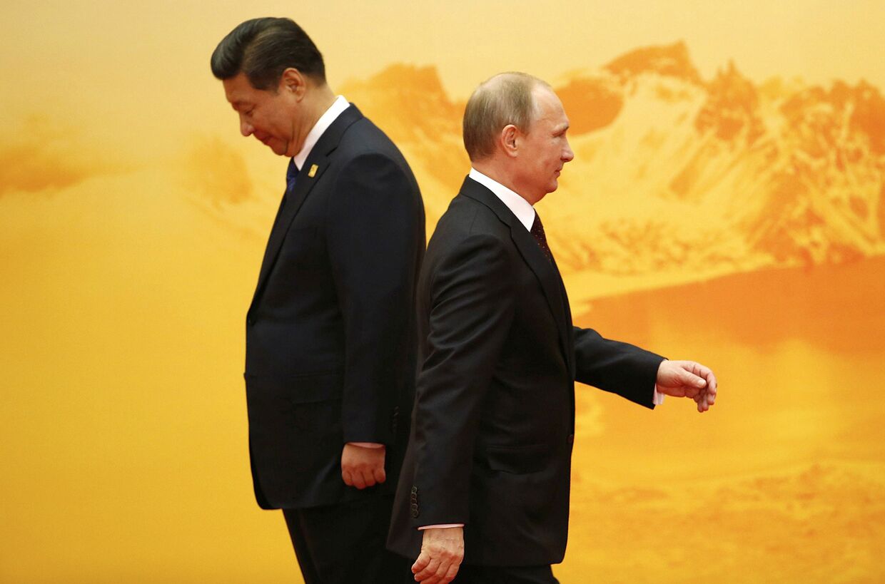 Владимир Путин и Си Цзиньпин на саммите АТЭС в Пекине