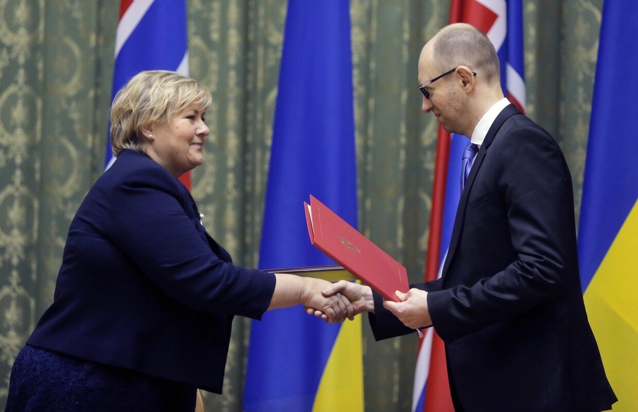 Премьер-министр Норвегии Эрна Солберг во время визита в Киев