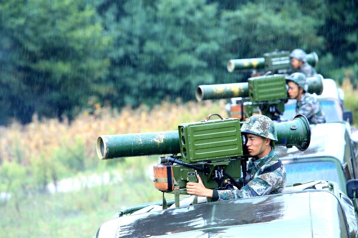 Солдаты Народно-освободительной армии Китая