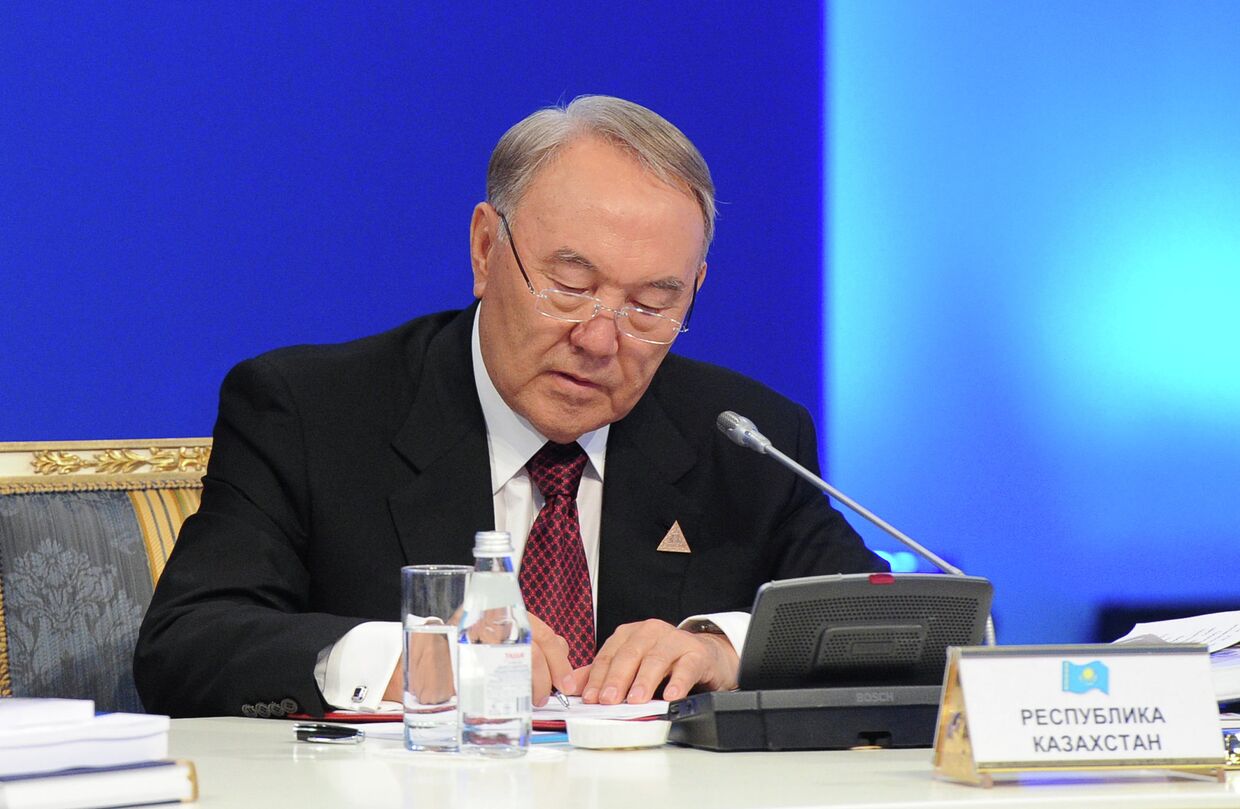 Президент Казахстана Нурсултан Назарбаев на заседании Высшего Евразийского экономического совета в Астане