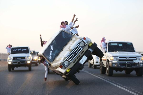Езда на двух колесах в Саудовской Аравии 
