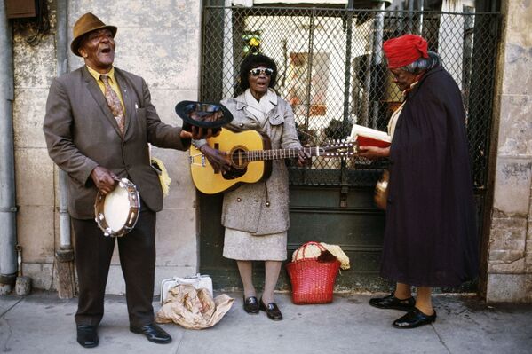 Тони Рей-Джонс «Уличные певцы в Новом Орлеане», 1971