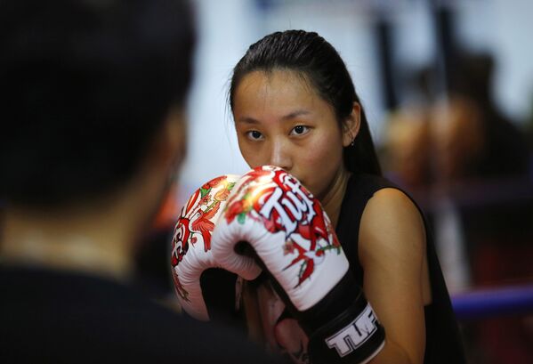 Женская школа бокса в Шанхае