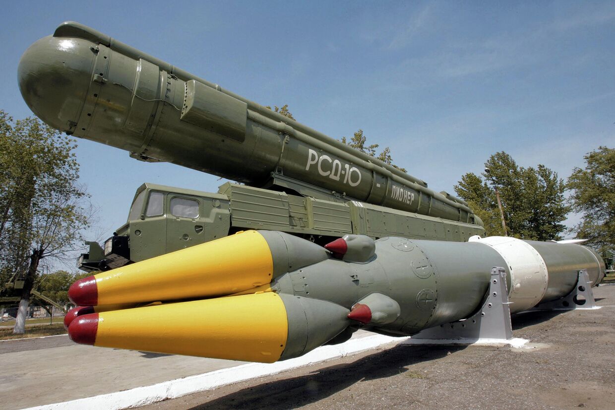 Ракетный комплекс средней дальности РСД-10 ПИОНЕР (по терминологии НАТО - SS-20)