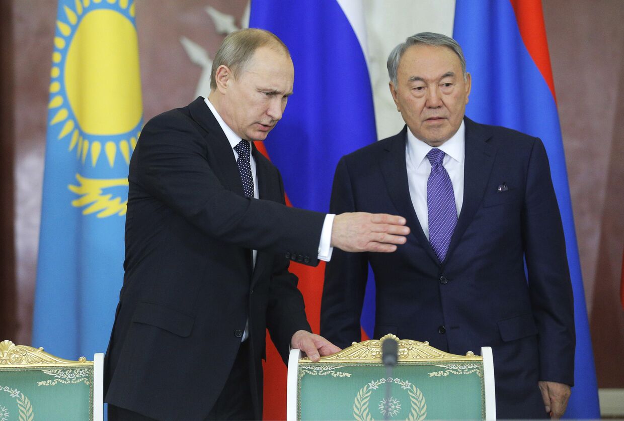 Президент России Владимир Путин и президент Казахстана Нурсултан Назарбаев