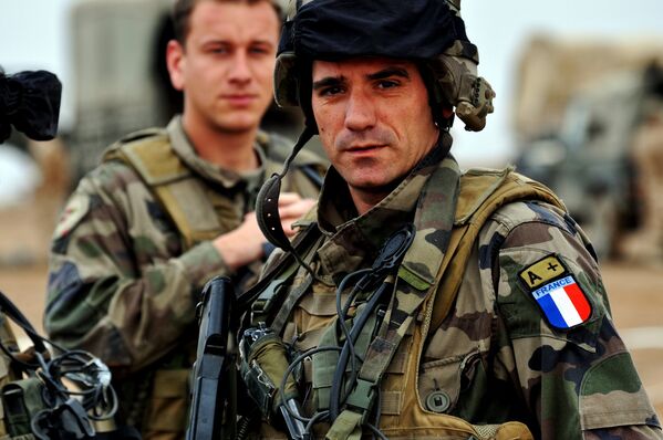 Солдаты из Афганистана, Канады, США, Франции и Эстонии готовятся к операции в провинции Гильменд