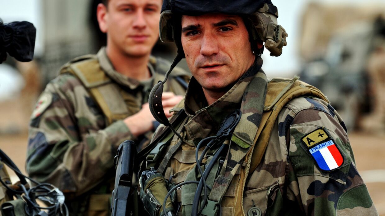 Солдаты из Афганистана, Канады, США, Франции и Эстонии готовятся к операции в провинции Гильменд