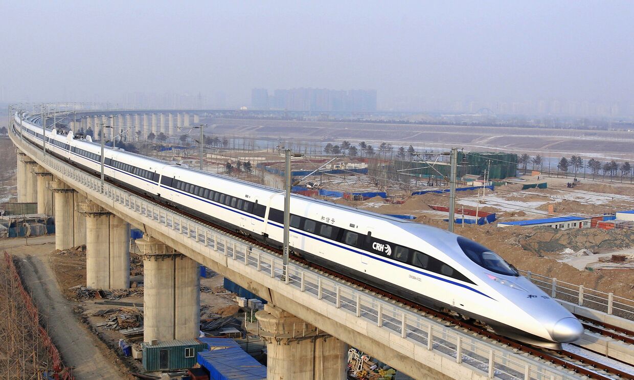 Высокоскоростной поезд в Пекине
