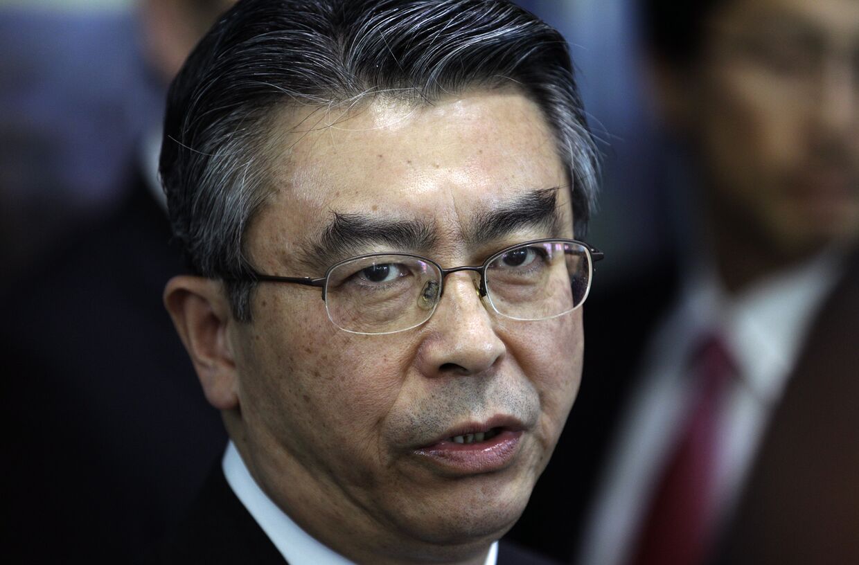 Заместитель министра иностранных дел Японии Синсукэ Сугияма