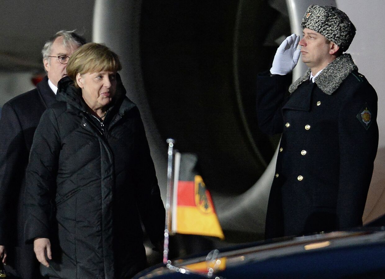 Прилет канцлера ФРГ А.Меркель и президента Франции Ф.Олланда в Москву