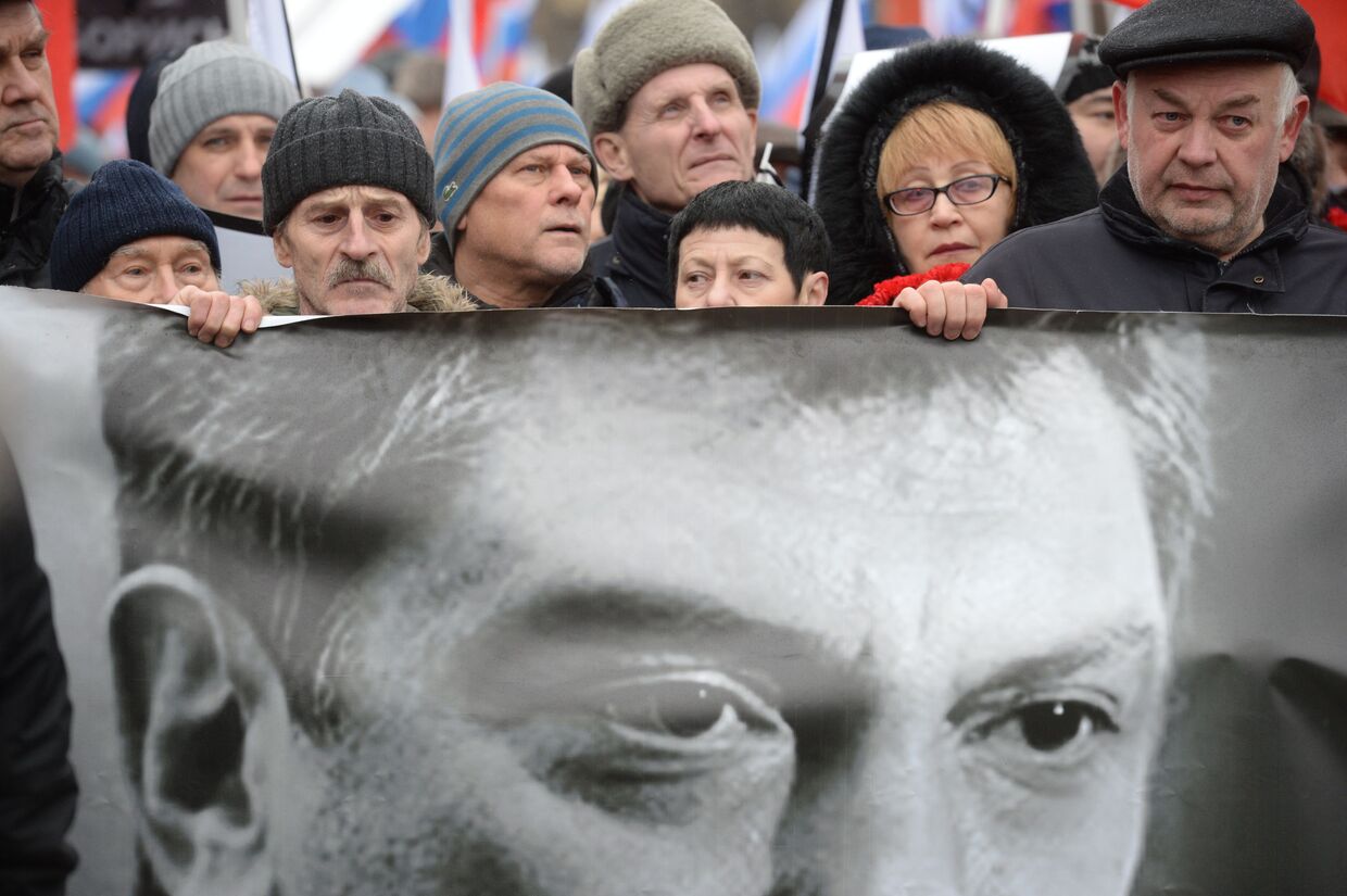 Траурный марш в память о политике Борисе Немцове в Москве