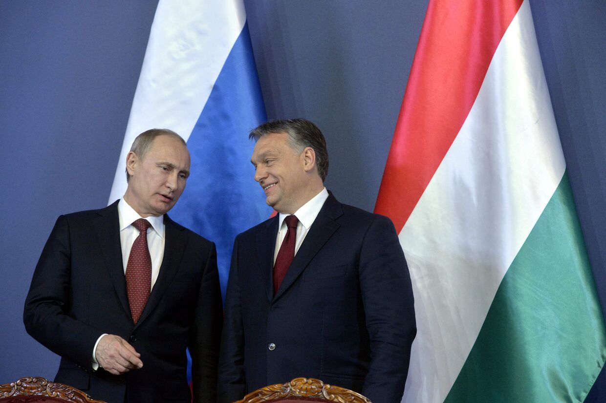Владимир Путин с президентом Венгрии Виктором Орбаном во время визита в Будапешт