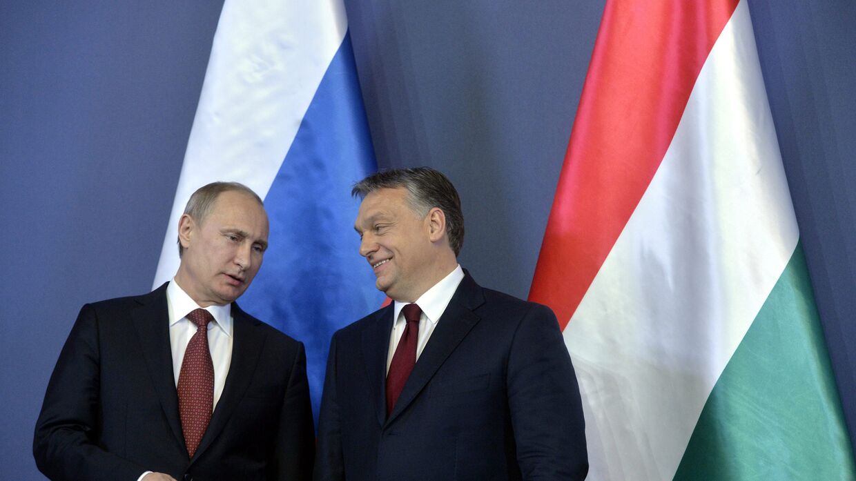 Владимир Путин с президентом Венгрии Виктором Орбаном во время визита в Будапешт