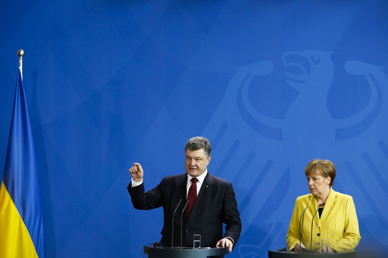 Встреча президента Украины Петра Порошенко с канцлером ФРГ Ангелой Меркель в Берлине
