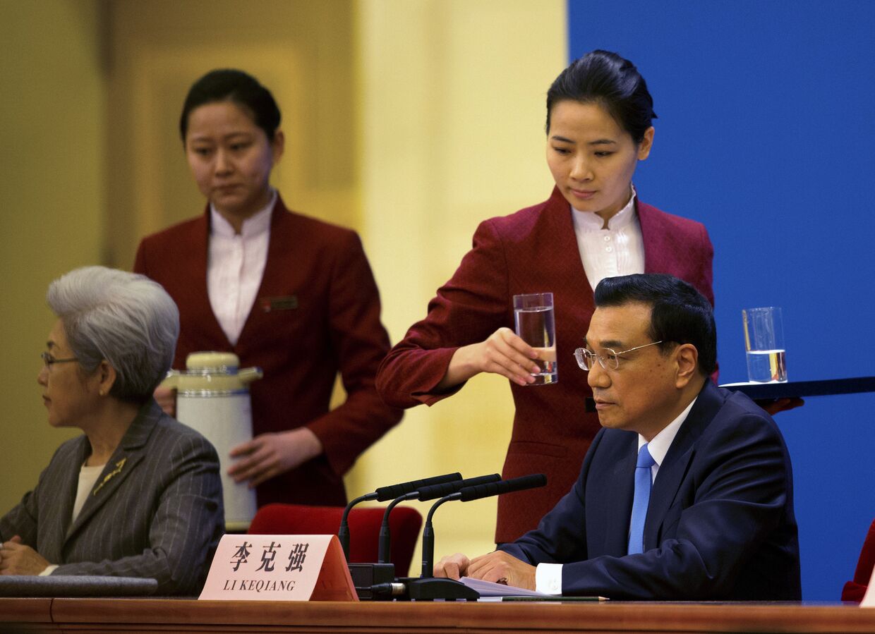 Ежегодная пресс-конференция премьер-министра Китая Ли Кэцяна