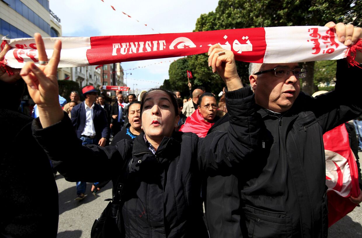 Демонстрация в Тунисе, посвященная 59-й годовщине независимости страны