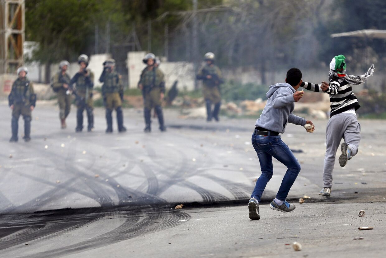 Столкновения палестинцев с израильскими солдатами
