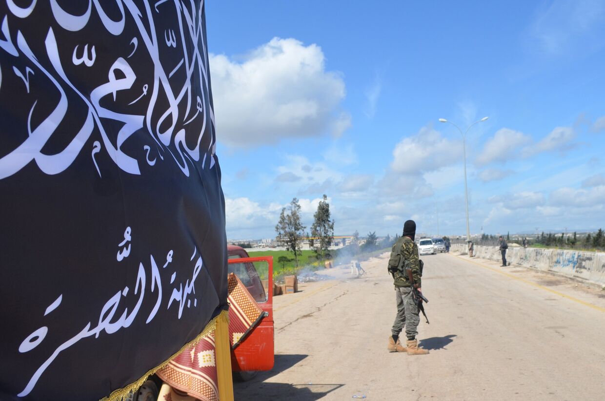 Блокпост боевиков «Фронта Ан-Нусра» на въезде в Идлиб