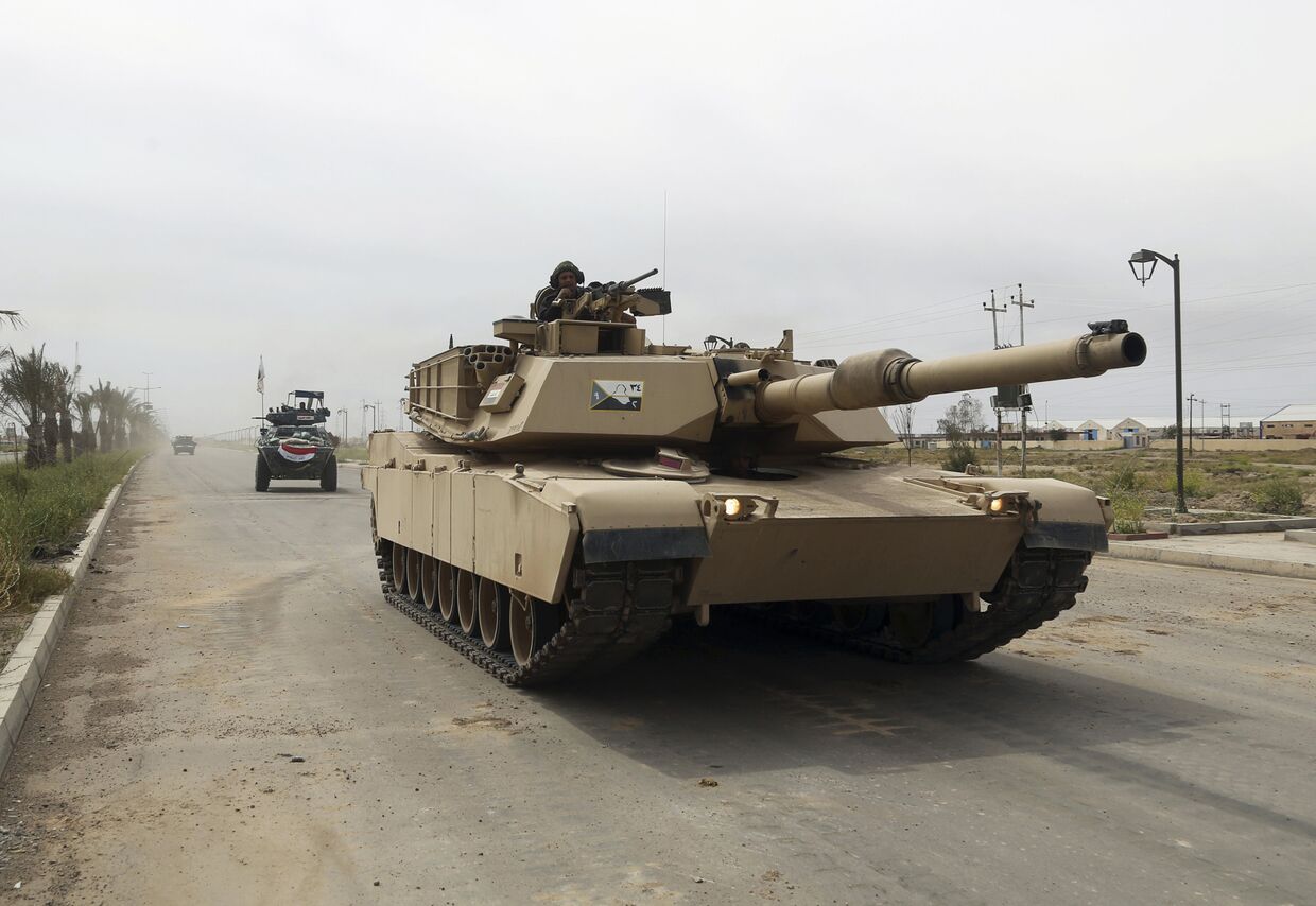 Танк иракских военных в Тикрите