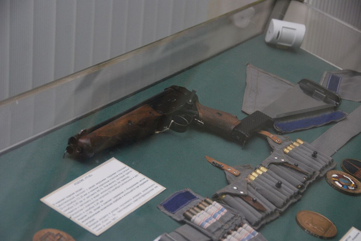 Трёхствольный пистолет ТП-82 в Артиллерийском музее Санкт-Петербурга