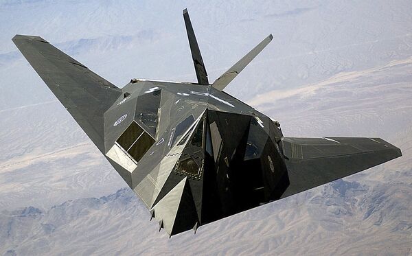 Американский дозвуковой тактический малозаметный ударный самолёт «Локхид F-117 «Найт Хок»