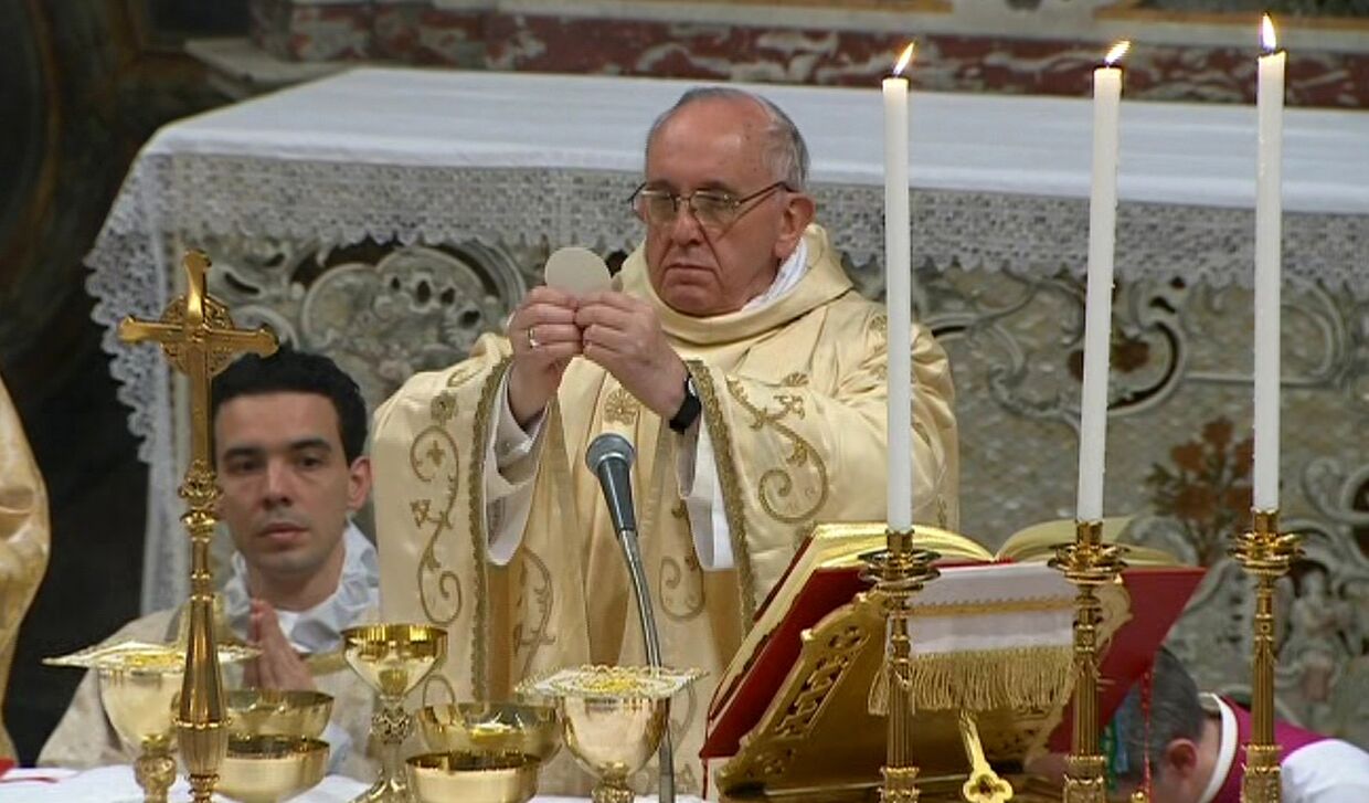 Папа Франциск проводит мессу в Сикстинской капелле
