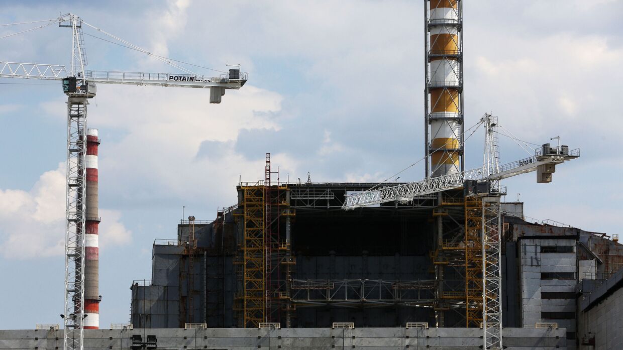 Саркофаг над 4 энергоблоком Чернобыльской АЭС