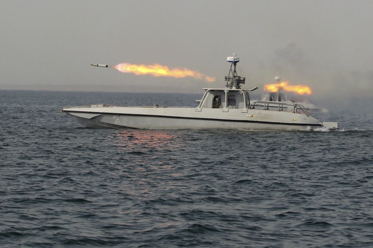 Учения иранских ВМС в Персидском заливе