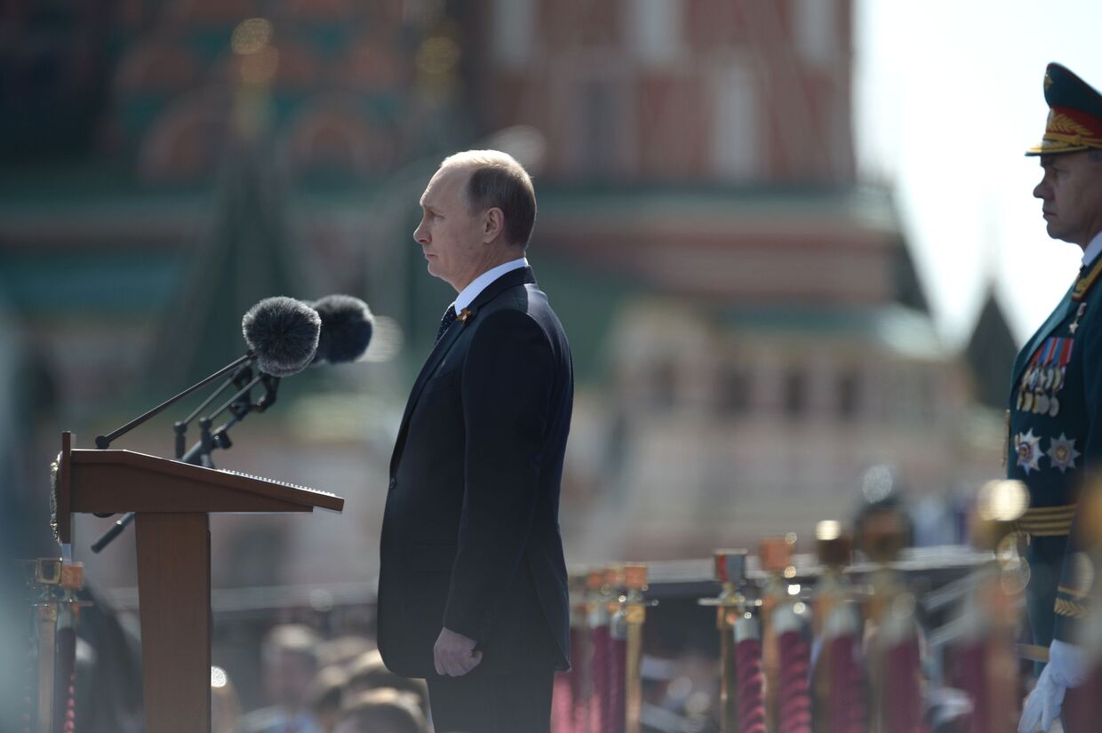 Президент РФ Владимир Путин на военном параде в честь 70-й годовщины Победы в ВОВ