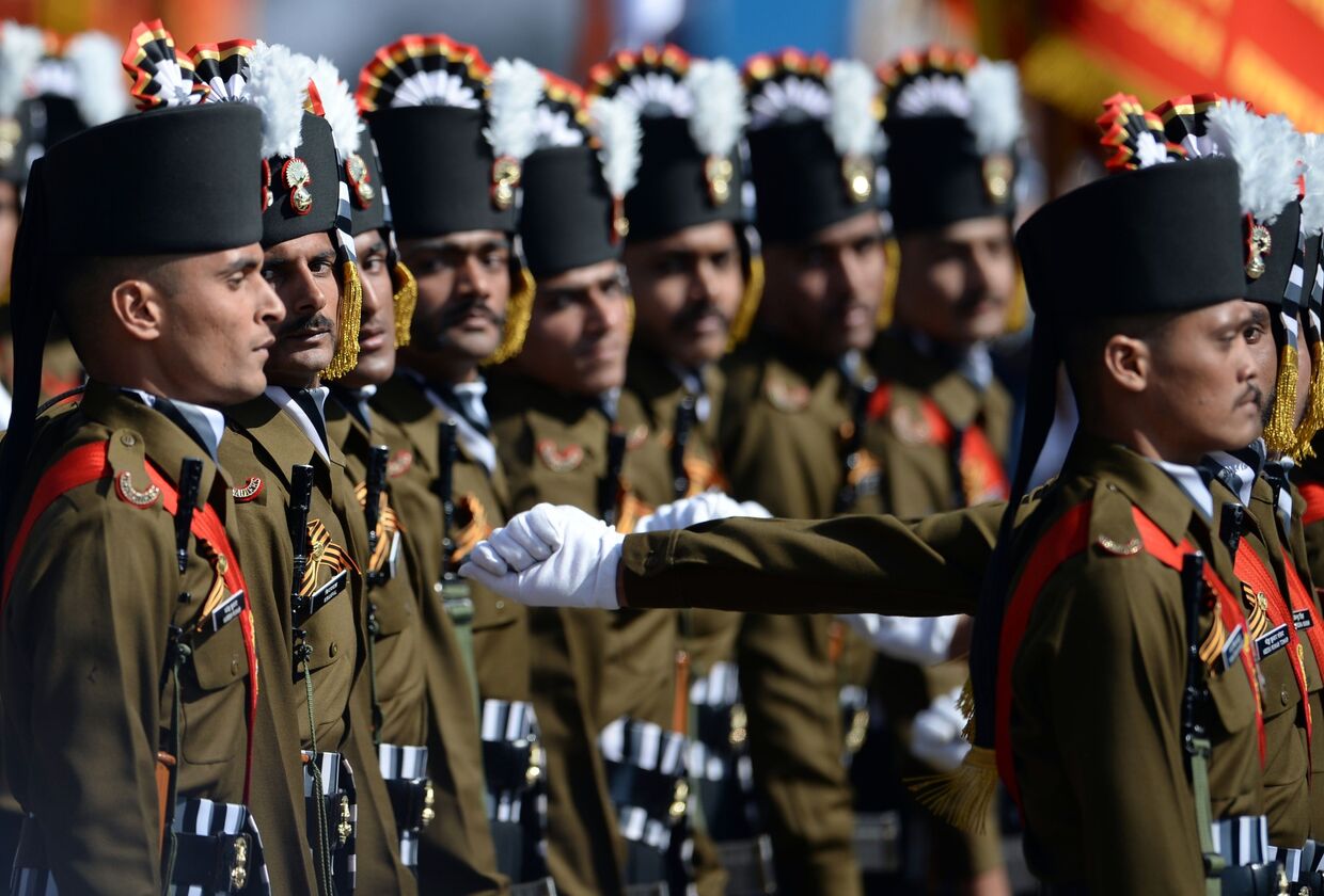 Военнослужащие гренадерского полка Вооруженных сил Индии во время Парада Победы в Москве