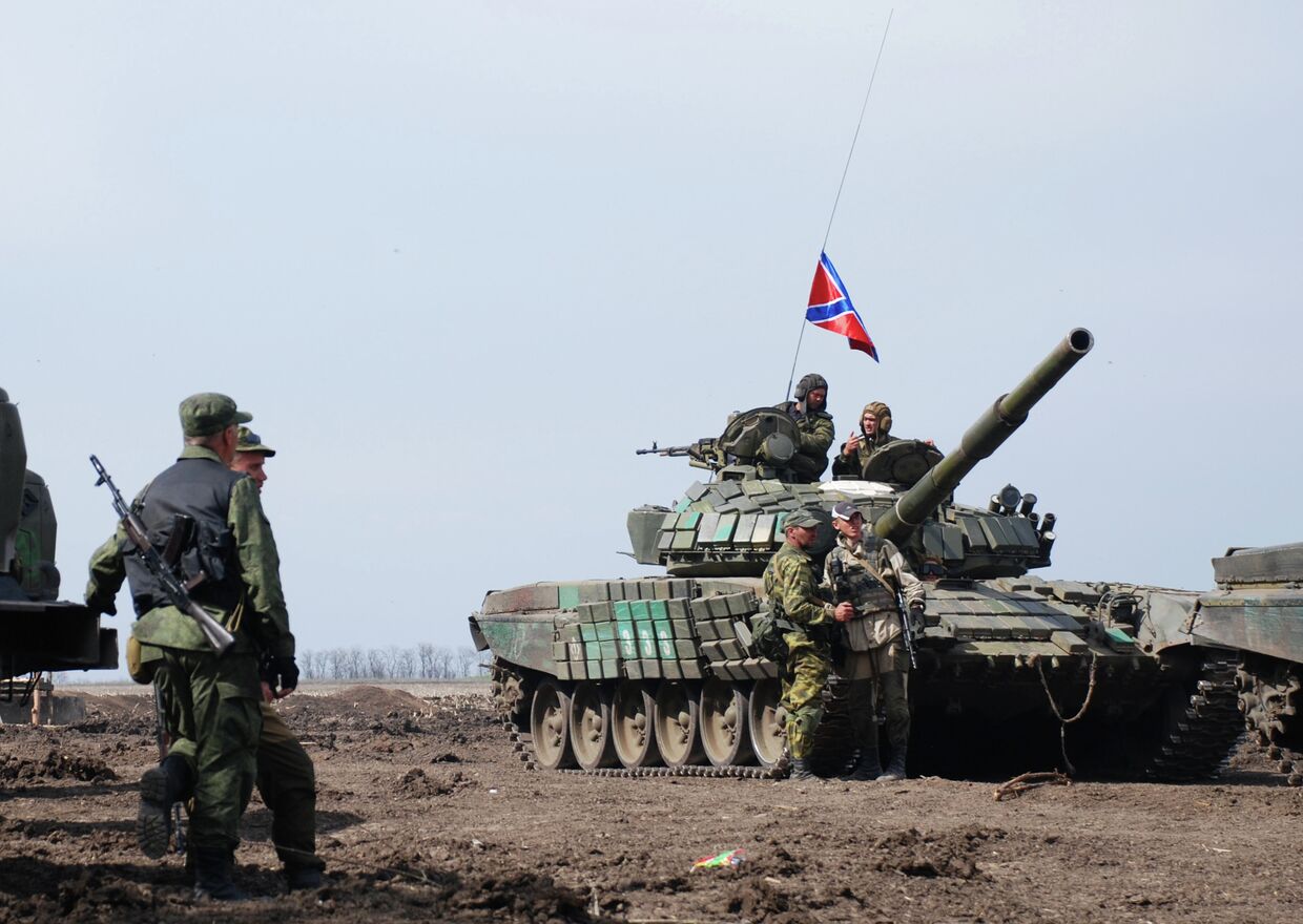 Ополченцы мотострелкового батальона Викинги Славянской бригады ДНР во время учений
