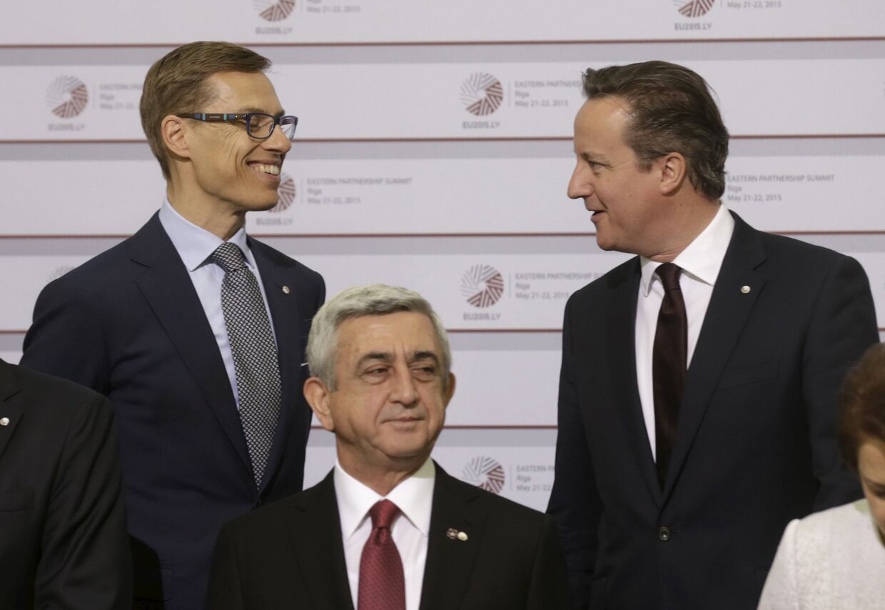 Александр Стубб, Дэвид Кэмерон и Серж Саргсян на саммите «Восточное партнерство» в Риге