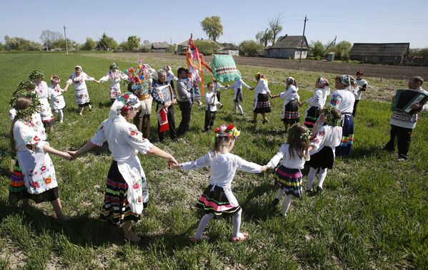 Празднование Дня Святого Юрия в деревне Погост Гомельской области