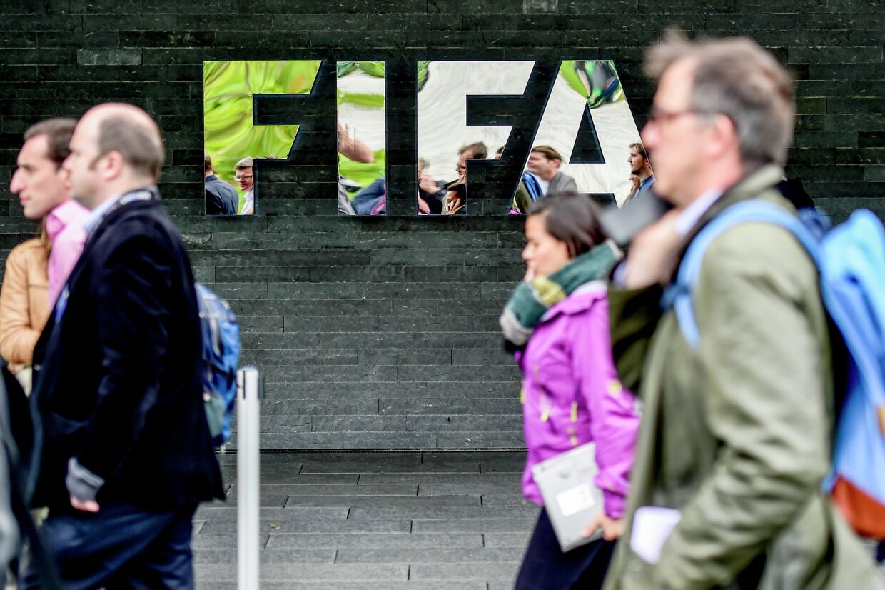 В Цюрихе арестованы чиновники ФИФА