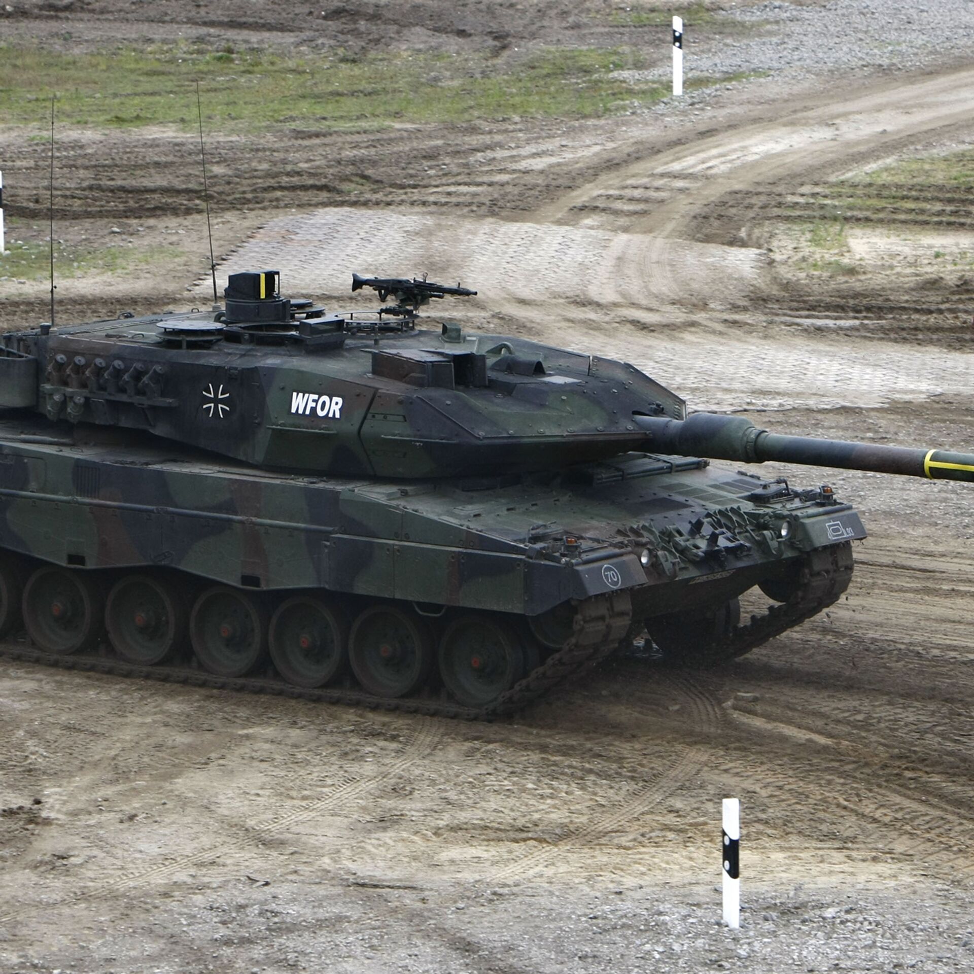Российский танк «Армата» Т-14 против германского смертоносного «Леопарда»:  кто победит? (The National Interest, США) | 07.10.2022, ИноСМИ