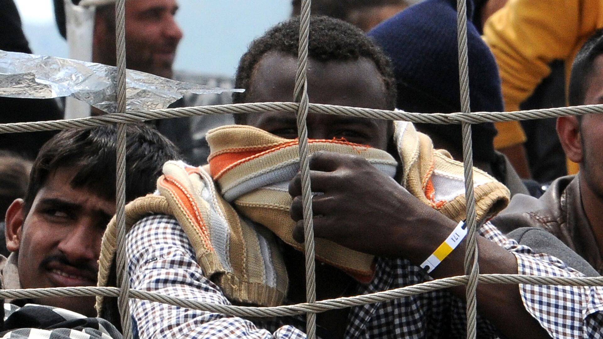 Беженцы из Африки в порту Палермо - ИноСМИ, 1920, 13.07.2023