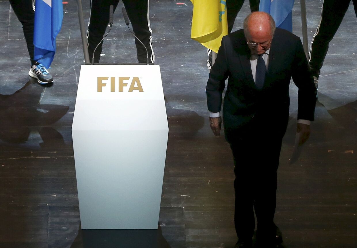 Йозеф Блаттер после выступления на открытии 65-го конгресса ФИФА в Цюрихе