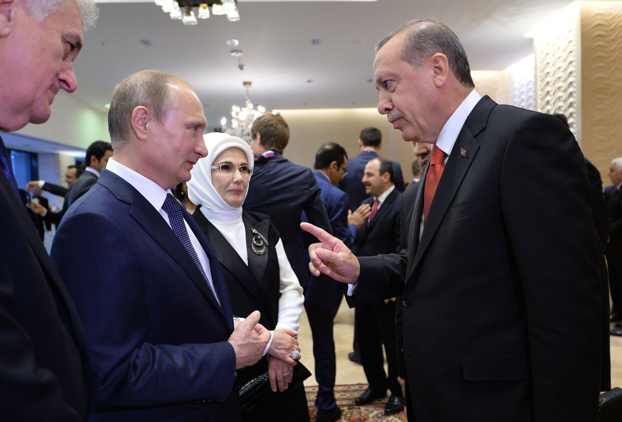 Президент России Владимир Путин и президент Турции Реджеп Тайип Эрдоган в Баку, 12 июня 2015