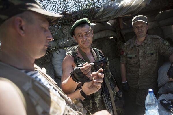 Украинские военные в селе Катериновка Луганской области