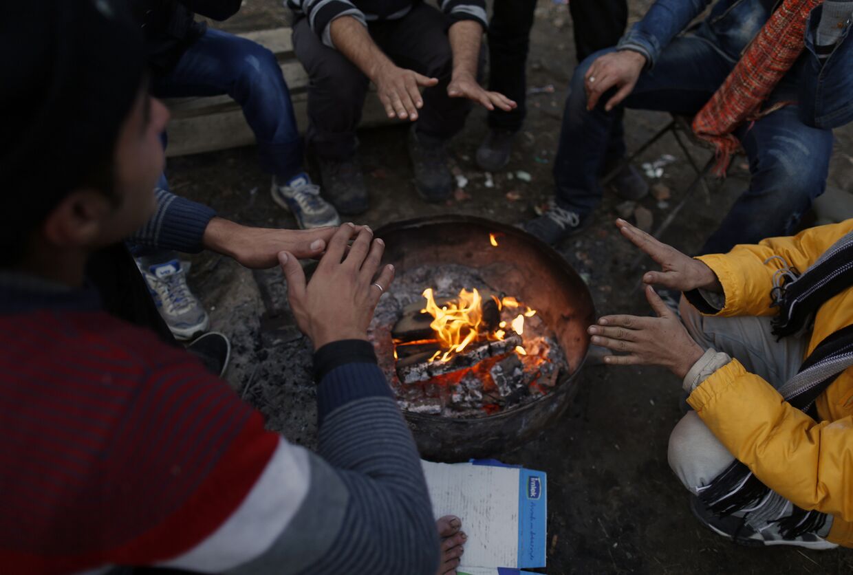 Мигранты в сербском городе Суботица рядом с границей с Венгрией