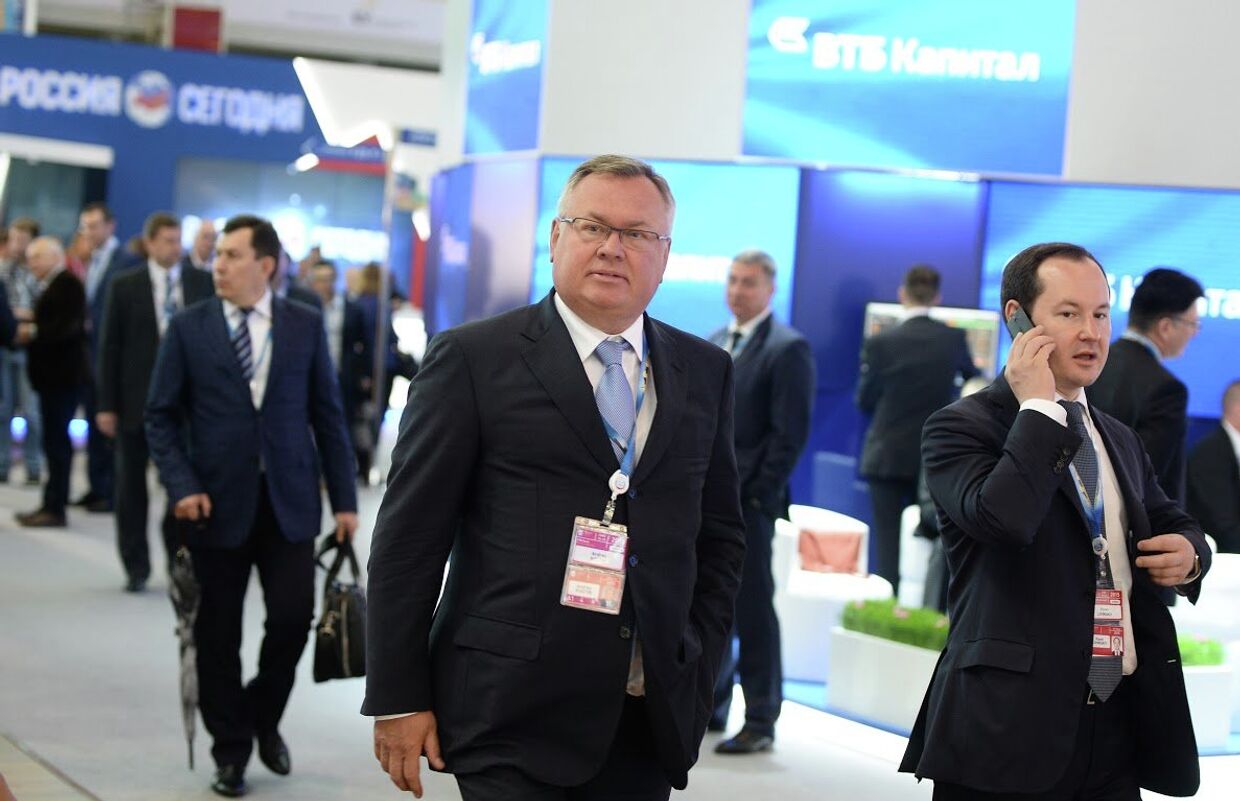 Президент ОАО Банк ВТБ Андрей Костин на Петербургском международном экономическом форуме